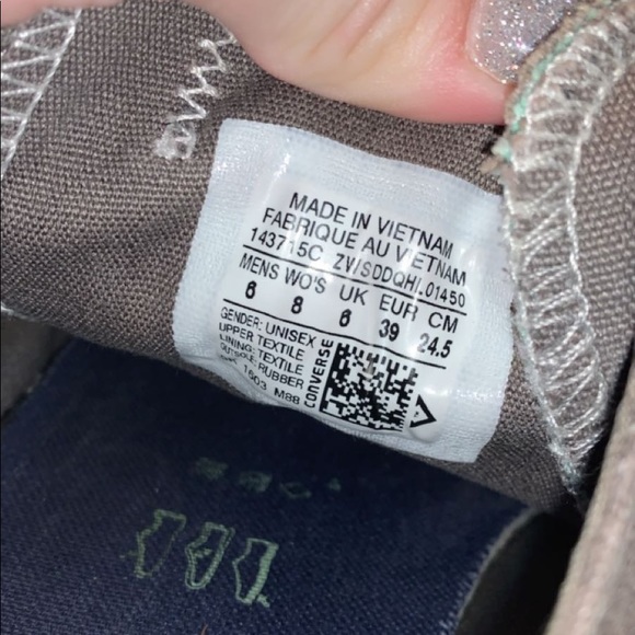 Grey Converse - Picture 3 of 3
